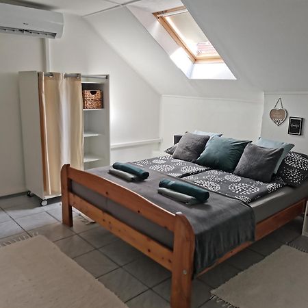 Apartman Rose Eger Bagian luar foto