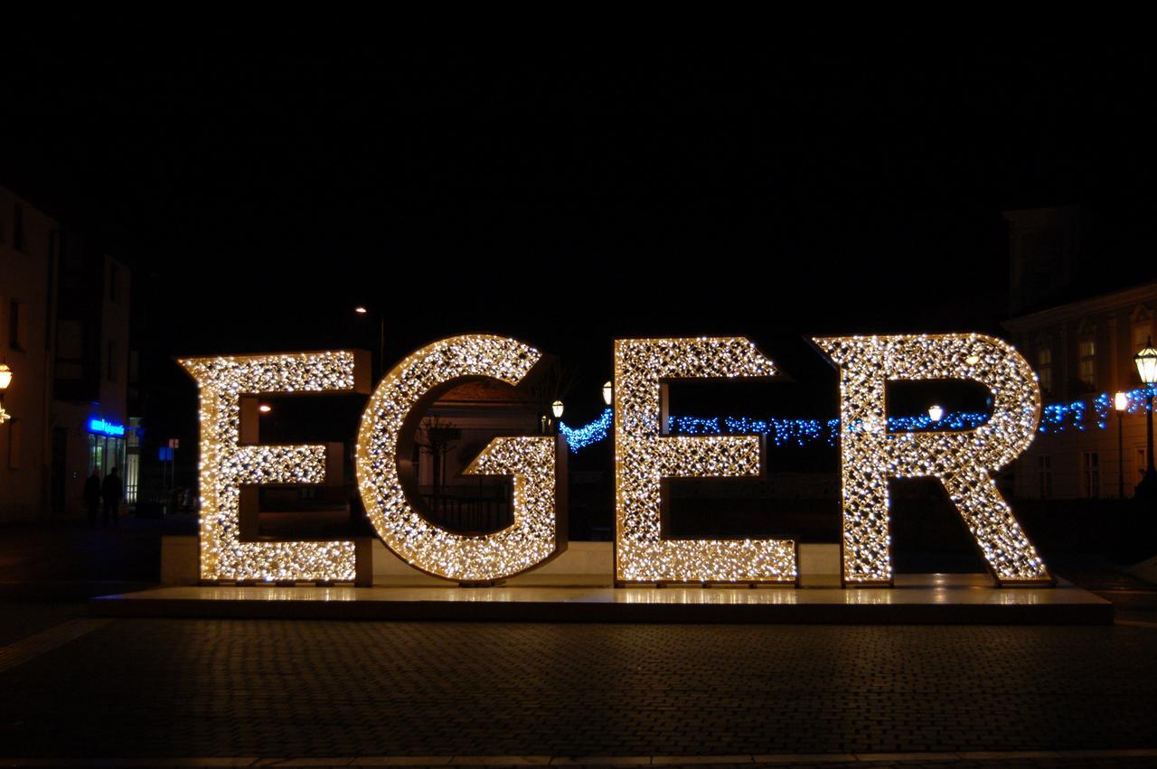 Apartman Rose Eger Bagian luar foto